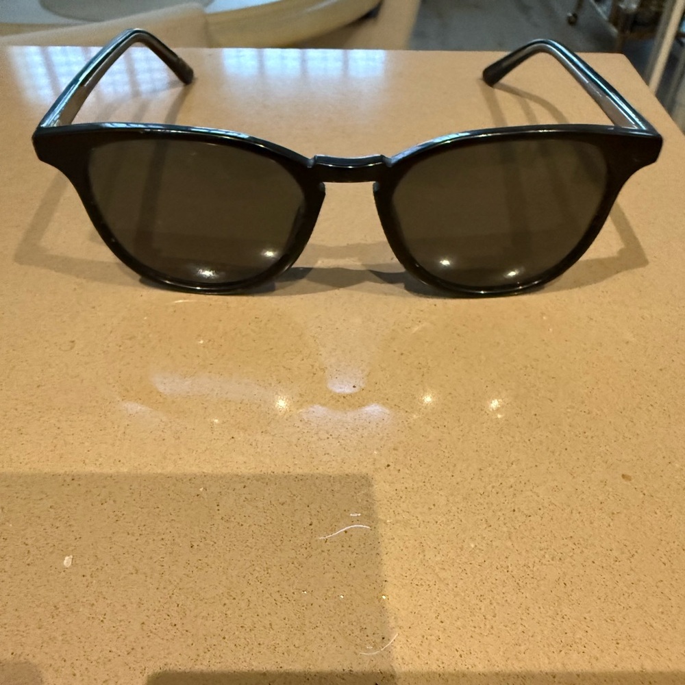 Krewe sunglasses! Classic yet chic